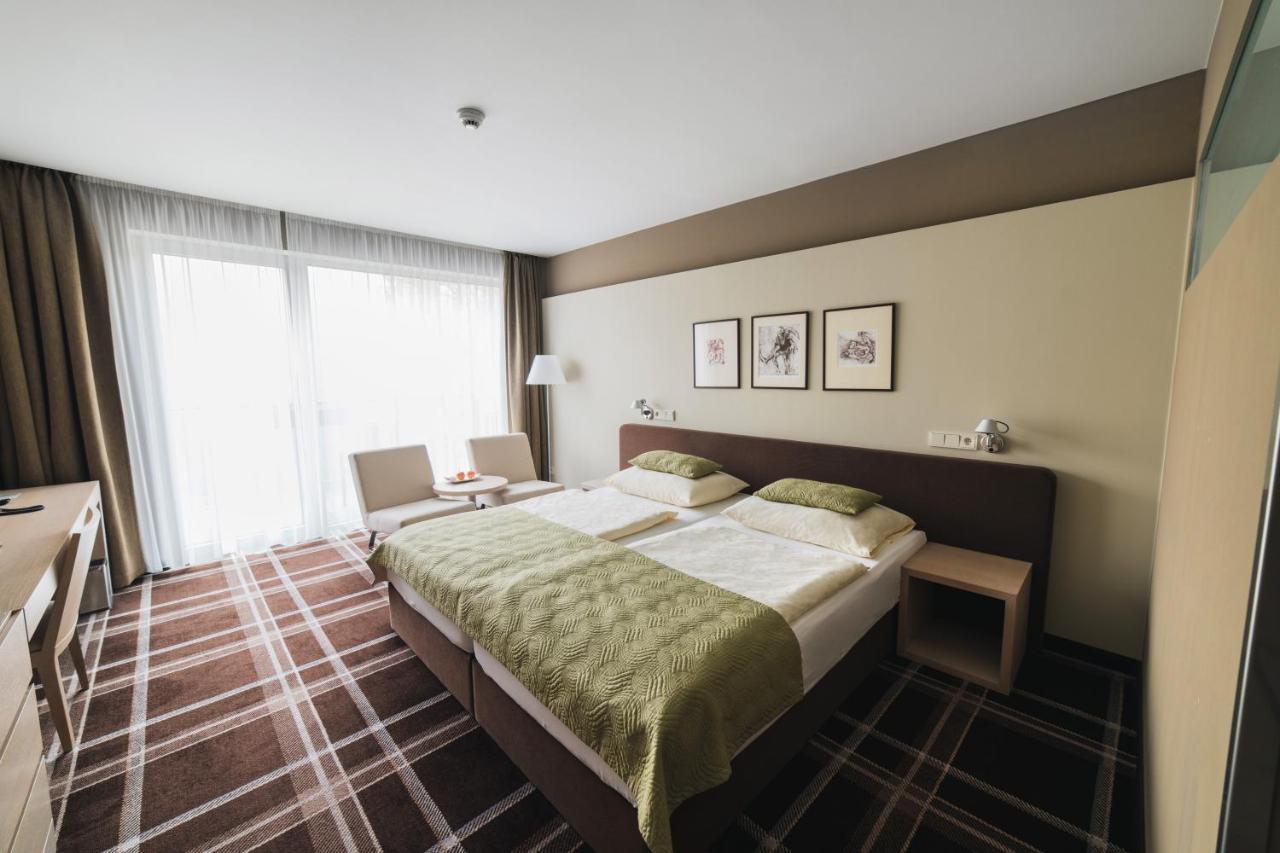 Hotel Split Kadaň Εξωτερικό φωτογραφία